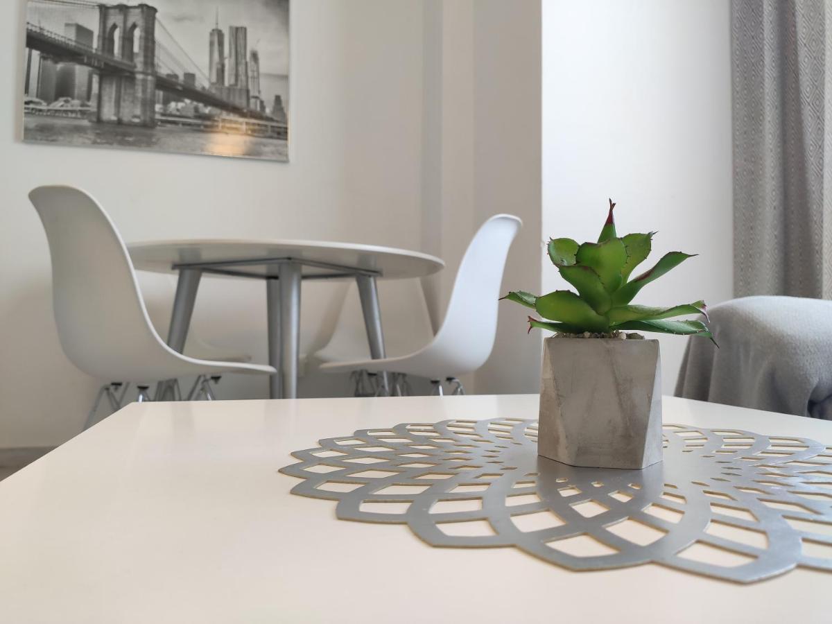 Apartamentos Seneca Junto Al Centro Μάλαγα Εξωτερικό φωτογραφία